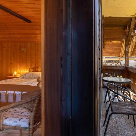 Apartment And Room Mateja Kovacic Бохинь Экстерьер фото